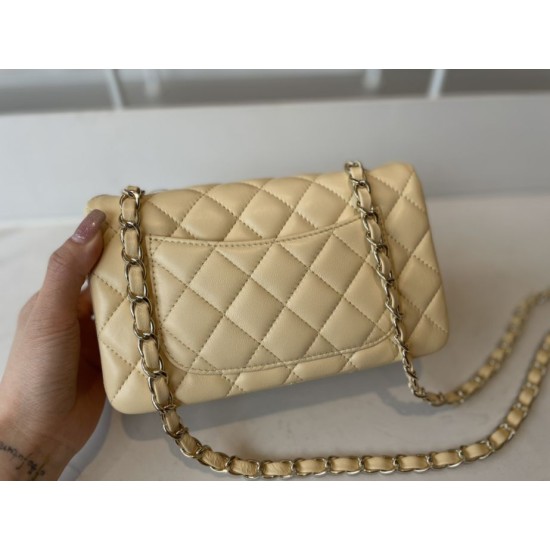 Replica Borsa classica con patta A1112 Hardware argento albicocca