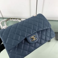 Replica Borsa Classica Grande Pelle Di Vitello Grana Metallo dorato A56800 Blu
