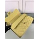 Replica Borsa Classica Grande Pelle Di Vitello Grana Metallo dorato A56800 Giallo