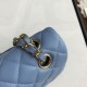 Replica Borsa classica con patta A1112 Hardware oro blu cielo