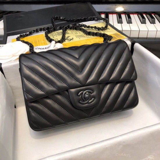 Replica Borsa a patta classica A1116 Hardware nero