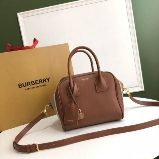 Replica Burberry Cube Square Bag Marrone