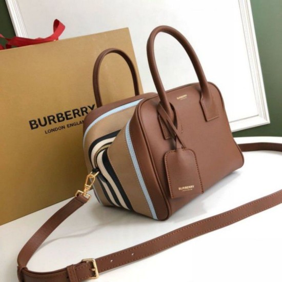 Replica Burberry Cube Square Bag Marrone