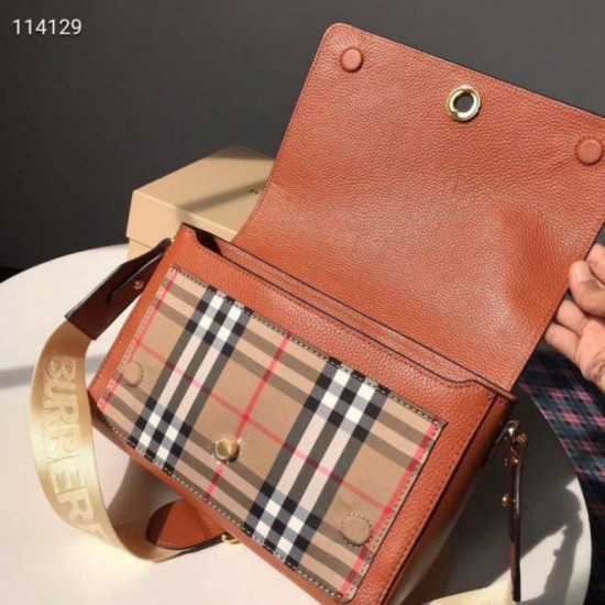 Replica Burberry Borsa a tracolla vintage nera