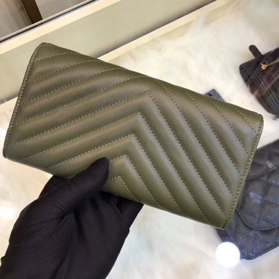 Replica Portafoglio lungo Chevron A31506 verde