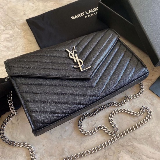 Replica Portafoglio con catena YSL Saint Laurent con busta a catena in pelle martellata nero argento hardware