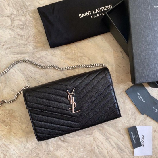 Replica Portafoglio con catena YSL Saint Laurent con busta a catena in pelle martellata nero argento hardware