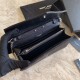 Replica Portafoglio con catena YSL Saint Laurent con busta a catena in pelle martellata nero argento hardware