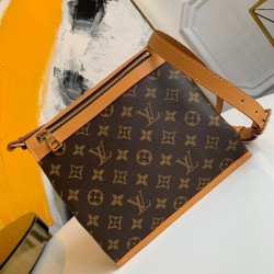 Replica Borse Saumur Messenger PM Monogram Canvas M44879 Replica Borse Saumur Messenger PM Monogram Canvas M44879