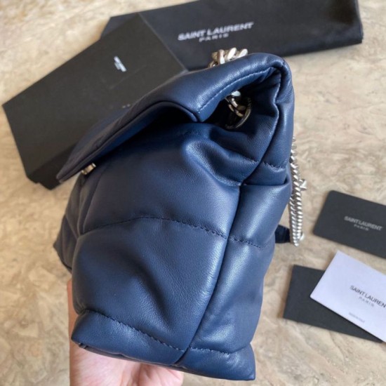 Replica Borsa a tracolla Yul Saint Laurent Loulou piccola blu