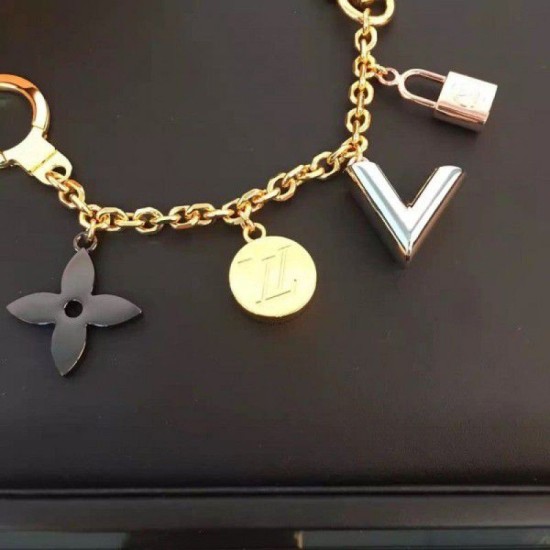 Replica Kaleido V Borse Chain M67379