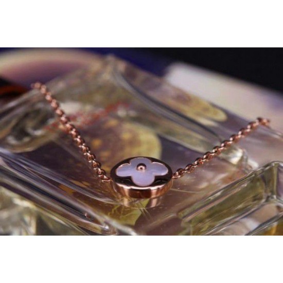 Replica Color Blossom Sun Pendant Q93520