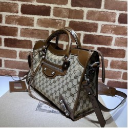 Replica Borsa Hacker Project media Neo Classic 681695 Marrone