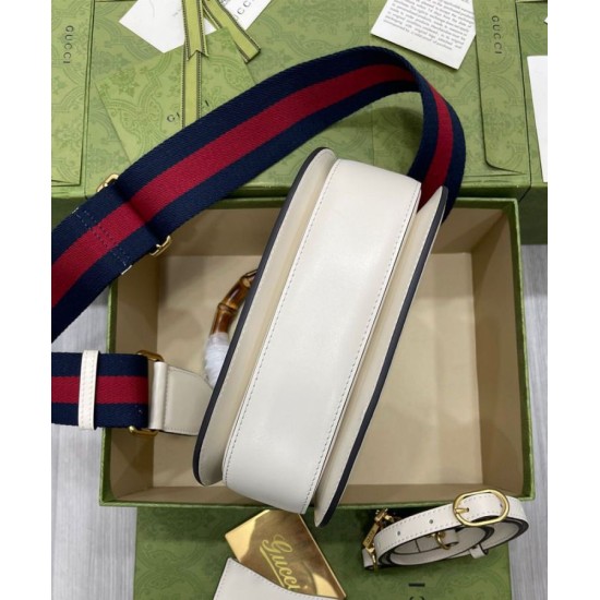 Replica Borsa Small Top Handle Con Bamboo 675797 Cream