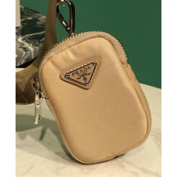 Replica Prada Borsa a spalla imbottita in nylon 1BC151