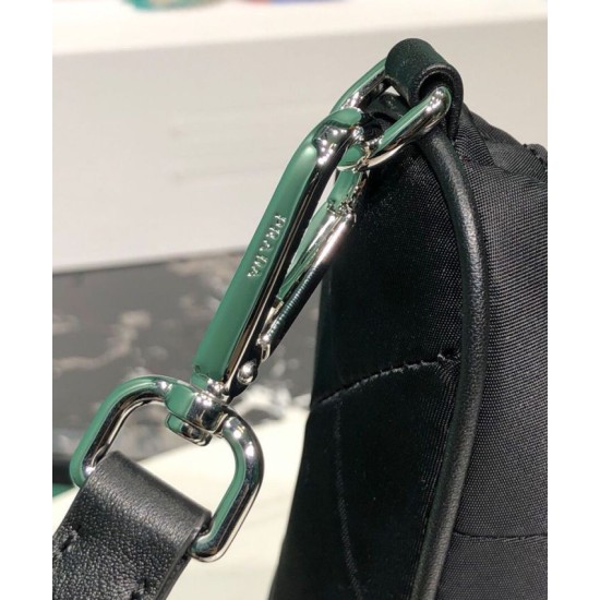 Replica Prada Borsa a spalla imbottita in nylon 1BC151