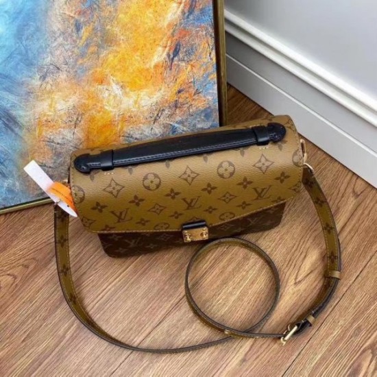 Replica Pochette Metis Borsa Monogram Reverse M44876