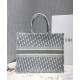 Replica Tote libro Christian Dior con ricamo obliquo Dior grigio