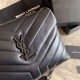 Replica Borsa a tracolla Monogram con busta lunga YSL Saint Laurent Nera