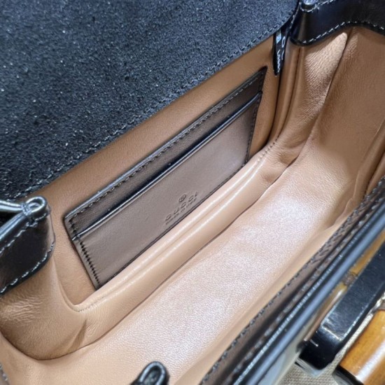 Replica Borsa Gucci Bamboo 1947 mini con manico superiore 686864 Nera
