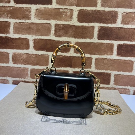 Replica Borsa Gucci Bamboo 1947 mini con manico superiore 686864 Nera