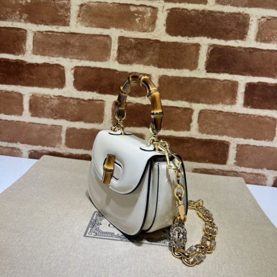 Replica Borsa Gucci Bamboo 1947 mini con manico superiore 686864 Beige
