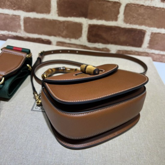 Replica Borsa Gucci Bamboo 1947 mini con manico superiore 686864 Claret