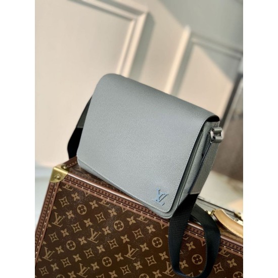 Replica Louis Vuitton Distretto PM Taiga Borsa M30851