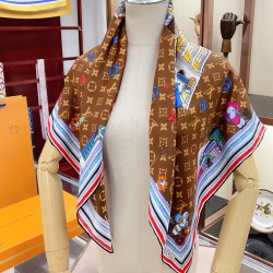 Replica Louis Vuitton Silk Vivienne Xmas Square 90 M77905 Marrone
