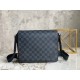Replica Borsa Louis Vuitton District PM Damier Grafite N42710