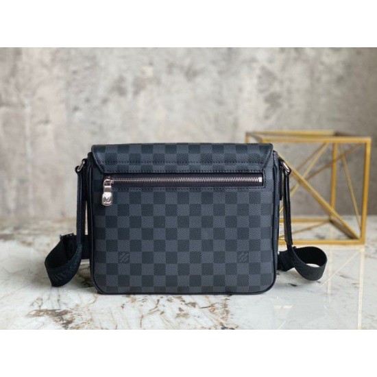 Replica Borsa Louis Vuitton District PM Damier Grafite N42710