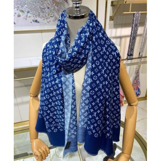 Replica Sciarpa lunga sfumata in denim da donna di Louis Vuitton blu Replica Sciarpa lunga sfumata in denim da donna di Louis Vuitton blu