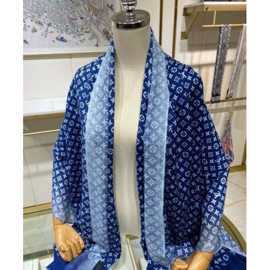 Replica Sciarpa lunga sfumata in denim da donna di Louis Vuitton blu Replica Sciarpa lunga sfumata in denim da donna di Louis Vuitton blu