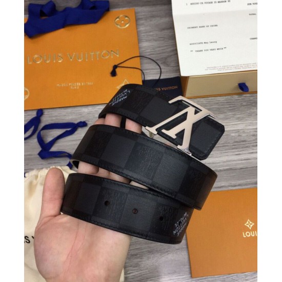 Replica Cintura reversibile Louis Vuitton con iniziali LV da 40 mm nera