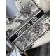 Replica Borsa tote media Dior Book Toile de Jouy Zodiac ricamo bianco