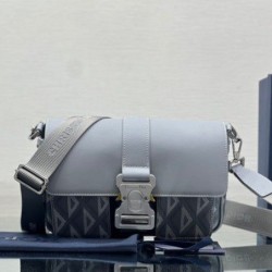 Replica Dior Hit the Road CD Diamond Canvas Messenger Borsa da uomo grigia