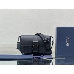 Replica Dior Hit the Road CD Diamond Canvas Messenger Borsa da uomo nera
