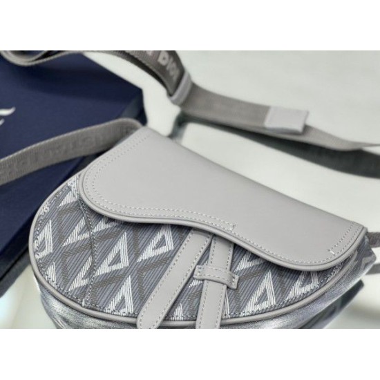 Replica Dior Mini Saddle CD Diamond Canvas Borsa da uomo grigia Replica Dior Mini Saddle CD Diamond Canvas Borsa da uomo grigia