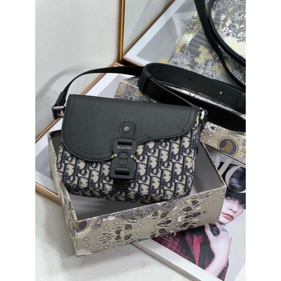 Replica Borsa da uomo Dior Mini Saddle Messenger Oblique Jacquard