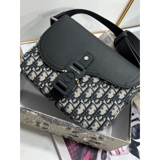 Replica Borsa da uomo Dior Mini Saddle Messenger Oblique Jacquard