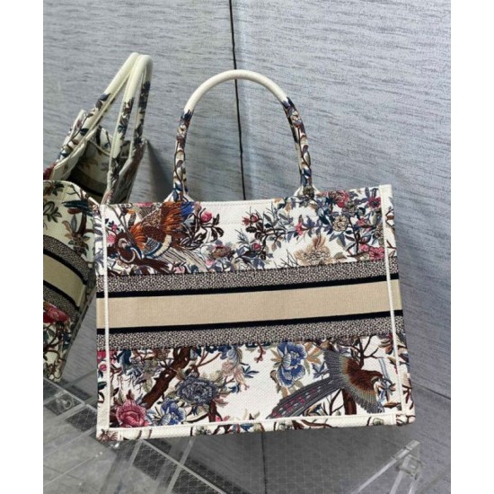 Replica Christian Dior Medium Dior Book Tote Crema