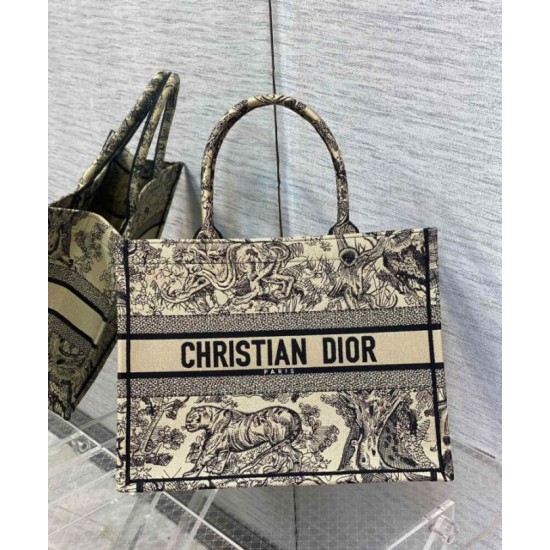 Replica Christian Dior Medium Dior Book Tote Crema Replica Christian Dior Medium Dior Book Tote Crema