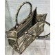 Replica Christian Dior Medium Dior Book Tote Crema Replica Christian Dior Medium Dior Book Tote Crema