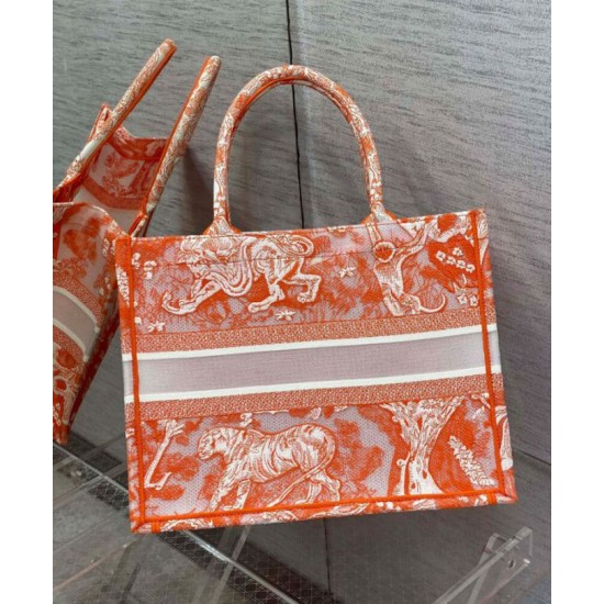 Replica Christian Dior Medium Dior Book Tote arancione