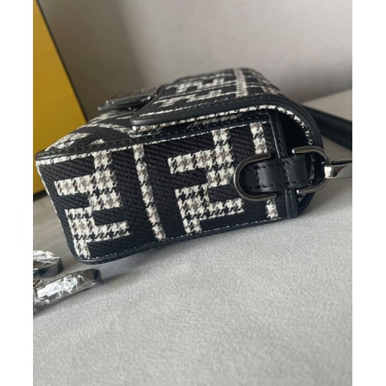Replica Borsa Baguette Fendi 8BR600 Nera