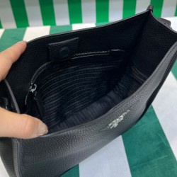 Replica Borsa Hobo Prada 1BC073 Nera