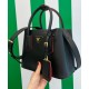 Replica Mini borsa Prada Double in pelle Saffiano nera