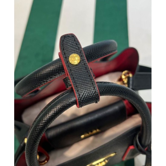 Replica Mini borsa Prada Double in pelle Saffiano nera