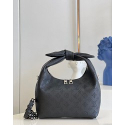 Replica Borsa Louis Vuitton Why Knot PM Mahina Leather M20703 Replica Borsa Louis Vuitton Why Knot PM Mahina Leather M20703