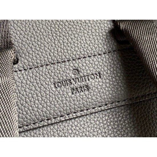 Replica Zaino Louis Vuitton Fastline In Pelle Aerogram LV Nera